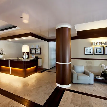 La Pineta Ξενοδοχείο με διαμερίσματα 4*