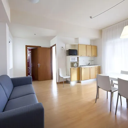 La Pineta Ξενοδοχείο με διαμερίσματα 4*