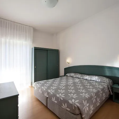 La Pineta 4* Лидо-ди-Езоло